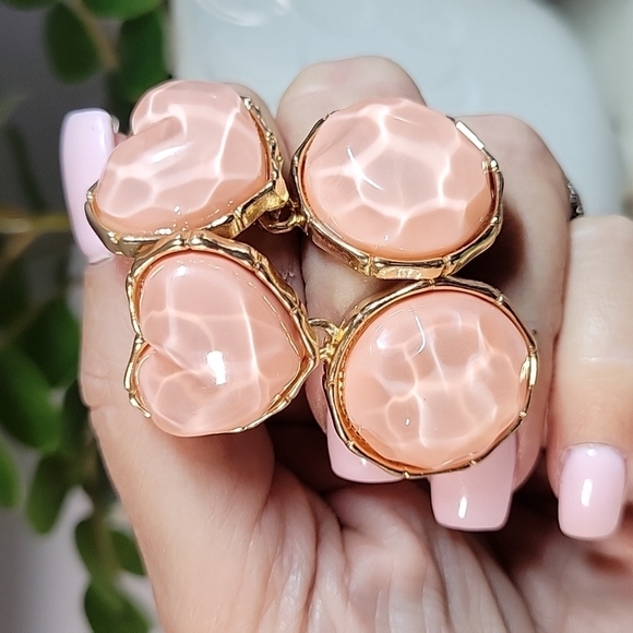 🔥LAST PAIR🔥 Reflection Illusion Peach Drop Earrings - Picture 4 of 8